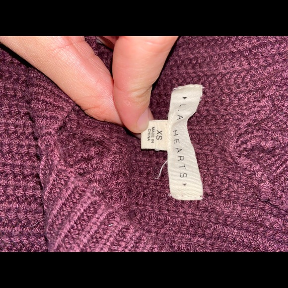 Sweater - Picture 3 of 3